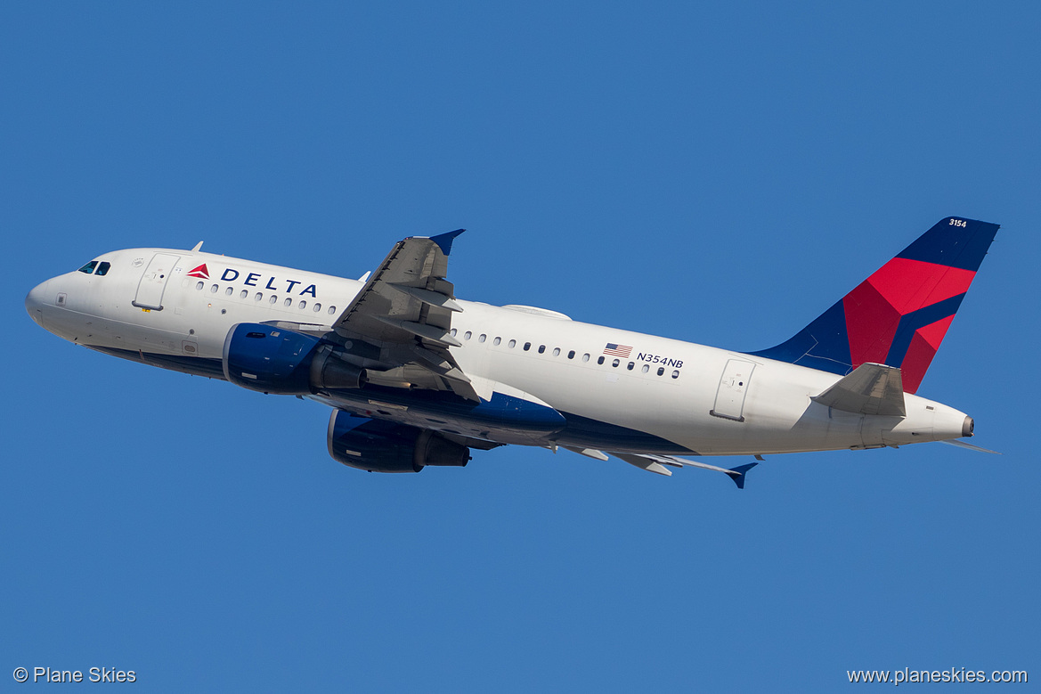 Delta Air Lines Airbus A319-100 N354NB at Los Angeles International Airport (KLAX/LAX) Delta Air Lines Airbus A319-100 N354NB at Los Angeles International Airport (KLAX/LAX)