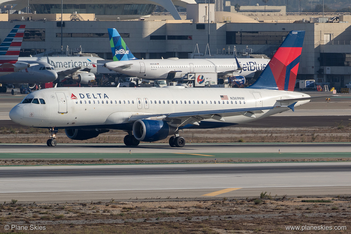 Delta Air Lines Airbus A320-200 N369NW at Los Angeles International Airport (KLAX/LAX) Delta Air Lines Airbus A320-200 N369NW at Los Angeles International Airport (KLAX/LAX)