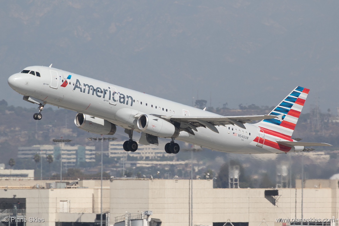 American Airlines Airbus A321-200 N540UW at Los Angeles International Airport (KLAX/LAX) American Airlines Airbus A321-200 N540UW at Los Angeles International Airport (KLAX/LAX)