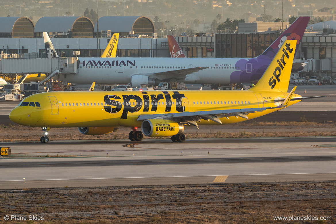 Spirit Airlines Airbus A321-200 N672NK at Los Angeles International Airport (KLAX/LAX)