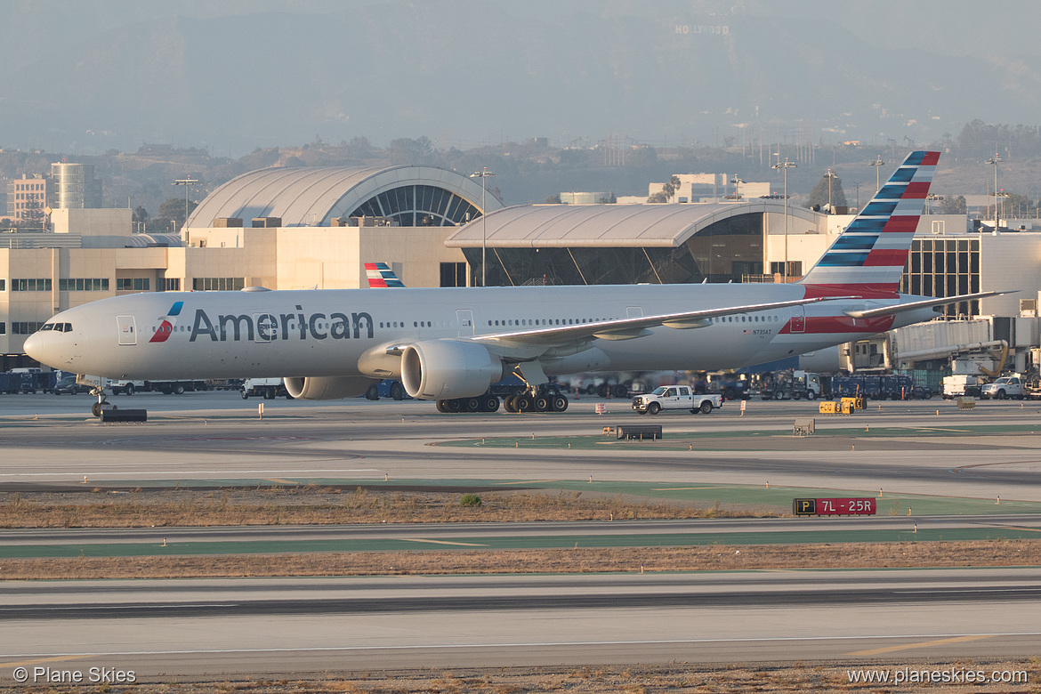 American Airlines Boeing 777-300ER N736AT at Los Angeles International Airport (KLAX/LAX) American Airlines Boeing 777-300ER N736AT at Los Angeles International Airport (KLAX/LAX)