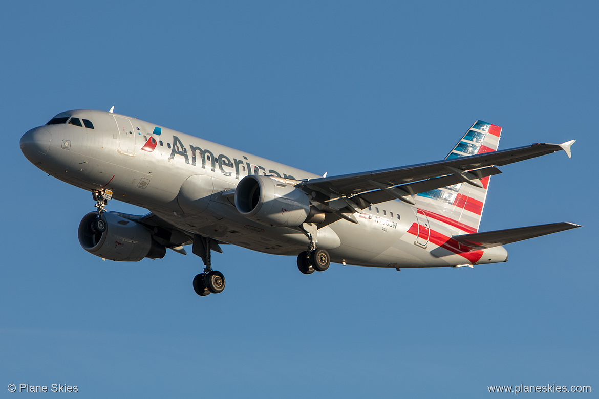 American Airlines Airbus A319-100 N750UW at Los Angeles International Airport (KLAX/LAX)