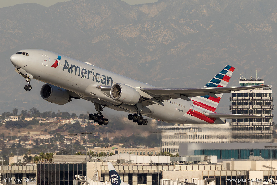 American Airlines Boeing 777-200ER N786AN at Los Angeles International Airport (KLAX/LAX) American Airlines Boeing 777-200ER N786AN at Los Angeles International Airport (KLAX/LAX)