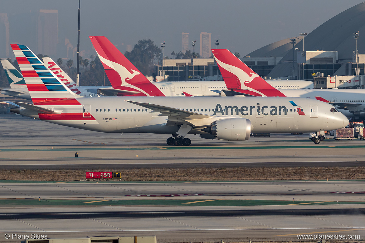 American Airlines Boeing 787-8 N817AN at Los Angeles International Airport (KLAX/LAX) American Airlines Boeing 787-8 N817AN at Los Angeles International Airport (KLAX/LAX)