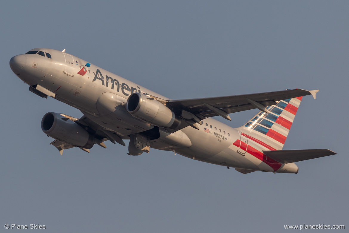 American Airlines Airbus A319-100 N827AW at Los Angeles International Airport (KLAX/LAX)