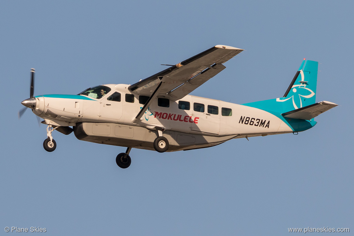 Mokulele Airlines Cessna 208B Grand Caravan N863MA at Los Angeles International Airport (KLAX/LAX) Mokulele Airlines Cessna 208B Grand Caravan N863MA at Los Angeles International Airport (KLAX/LAX)