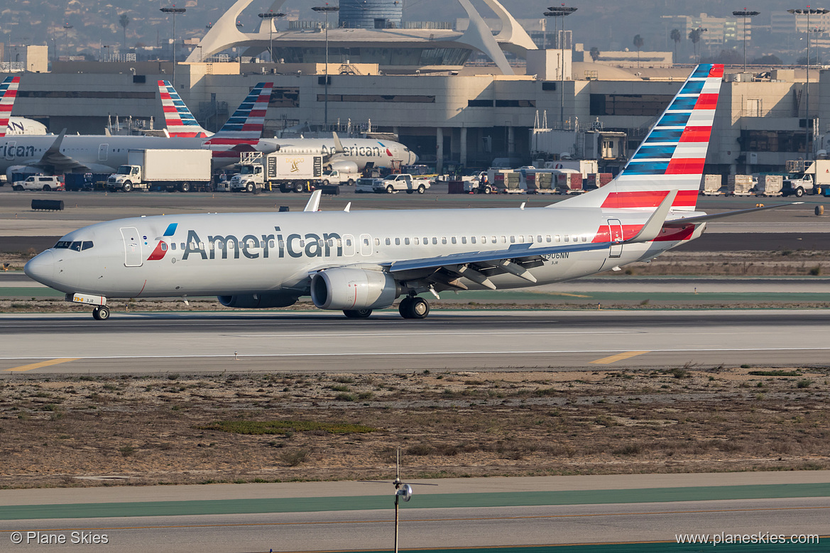 American Airlines Boeing 737-800 N906NN at Los Angeles International Airport (KLAX/LAX) American Airlines Boeing 737-800 N906NN at Los Angeles International Airport (KLAX/LAX)