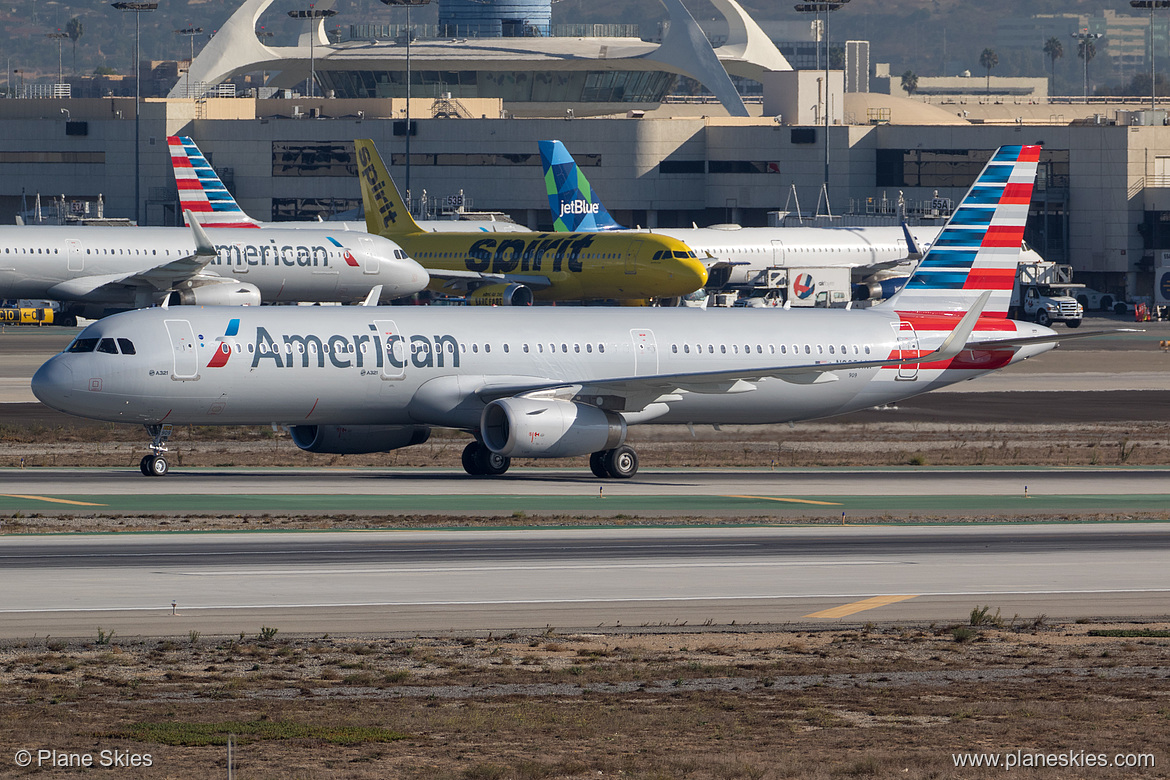 American Airlines Airbus A321-200 N909AM at Los Angeles International Airport (KLAX/LAX)