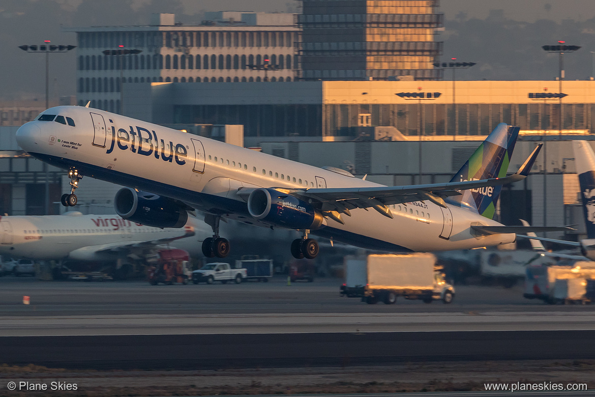 JetBlue Airways Airbus A321-200 N944JT at Los Angeles International Airport (KLAX/LAX)
