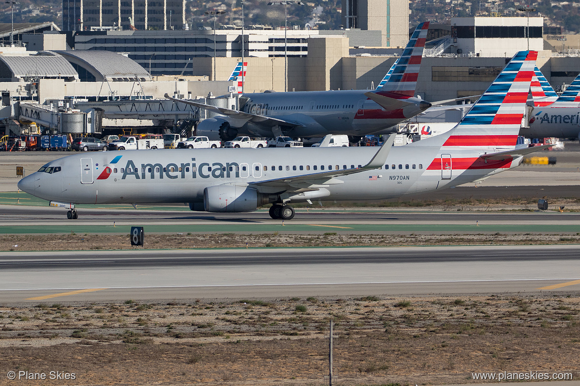 American Airlines Boeing 737-800 N970AN at Los Angeles International Airport (KLAX/LAX)