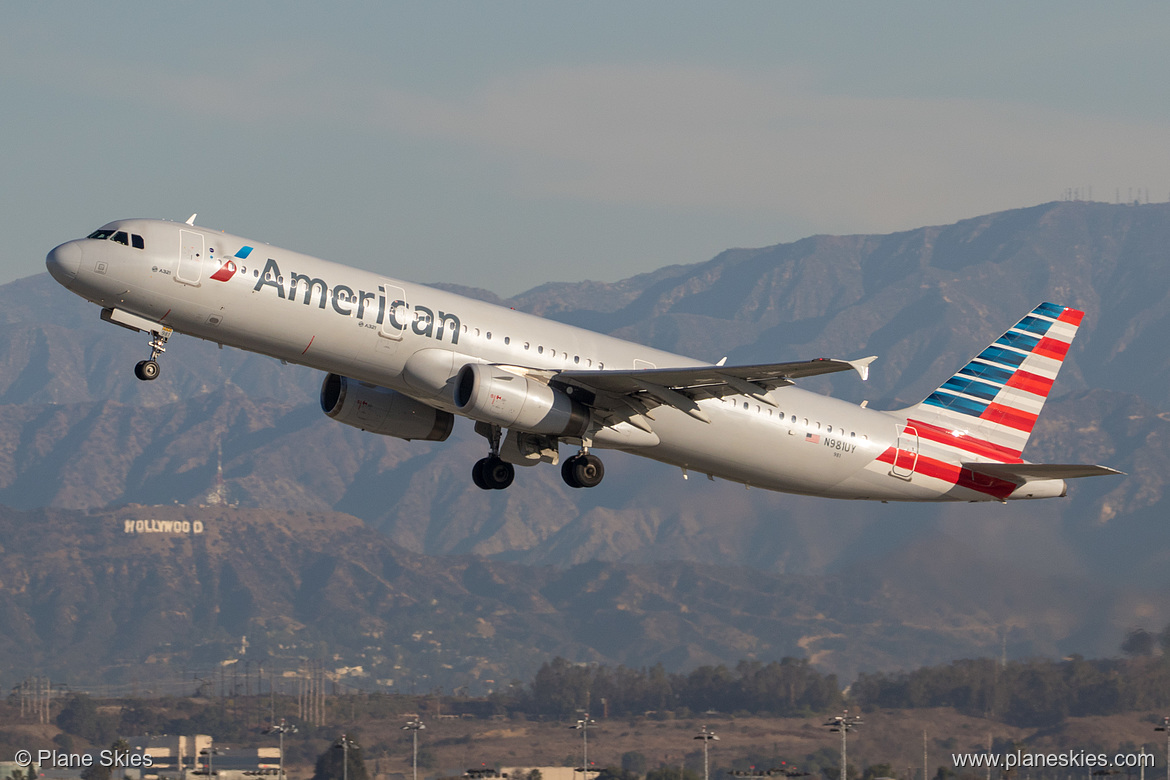 American Airlines Airbus A321-200 N981UY at Los Angeles International Airport (KLAX/LAX) American Airlines Airbus A321-200 N981UY at Los Angeles International Airport (KLAX/LAX)