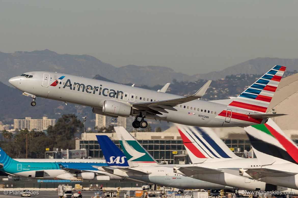 American Airlines Boeing 737-800 N992NN at Los Angeles International Airport (KLAX/LAX)