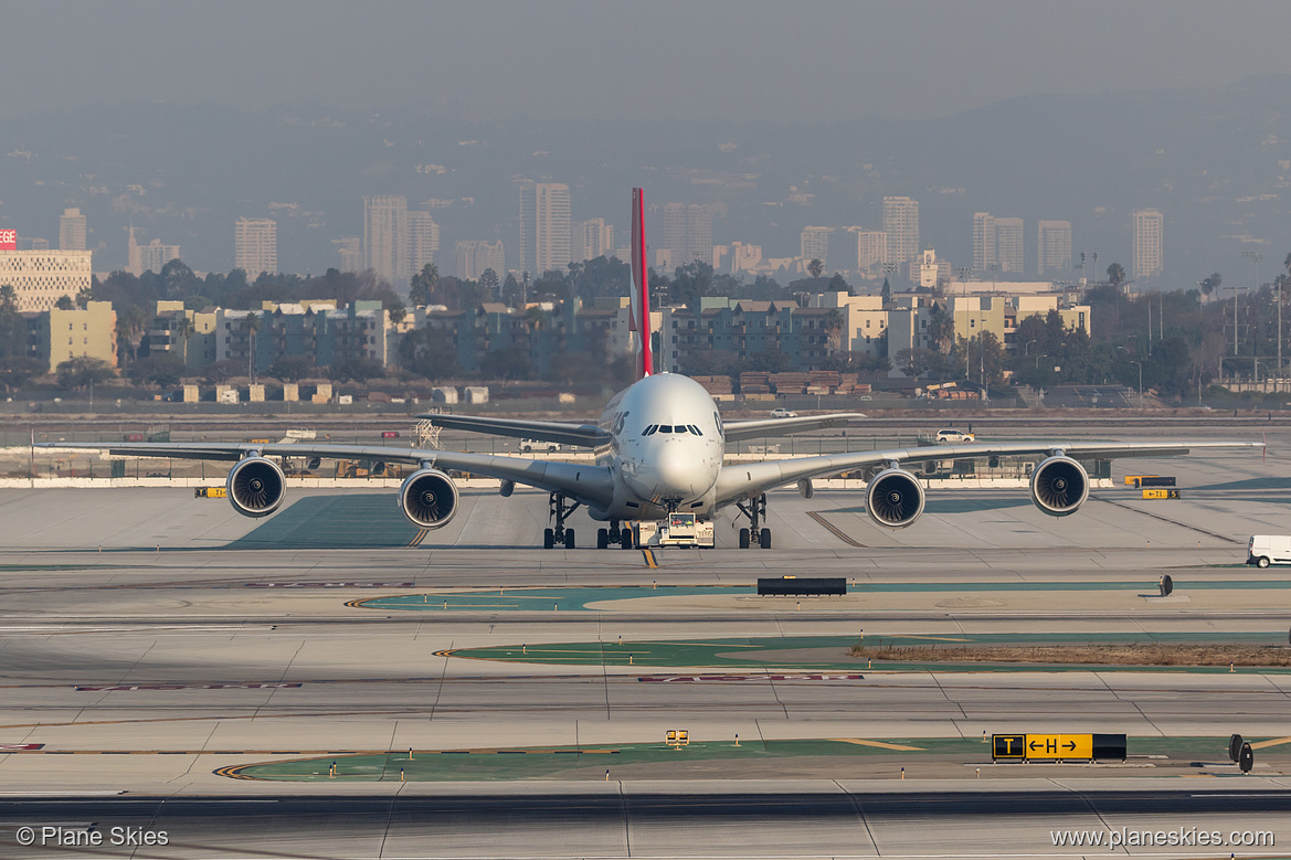 Qantas Airbus A380-800 VH-OQG at Los Angeles International Airport (KLAX/LAX) Qantas Airbus A380-800 VH-OQG at Los Angeles International Airport (KLAX/LAX)