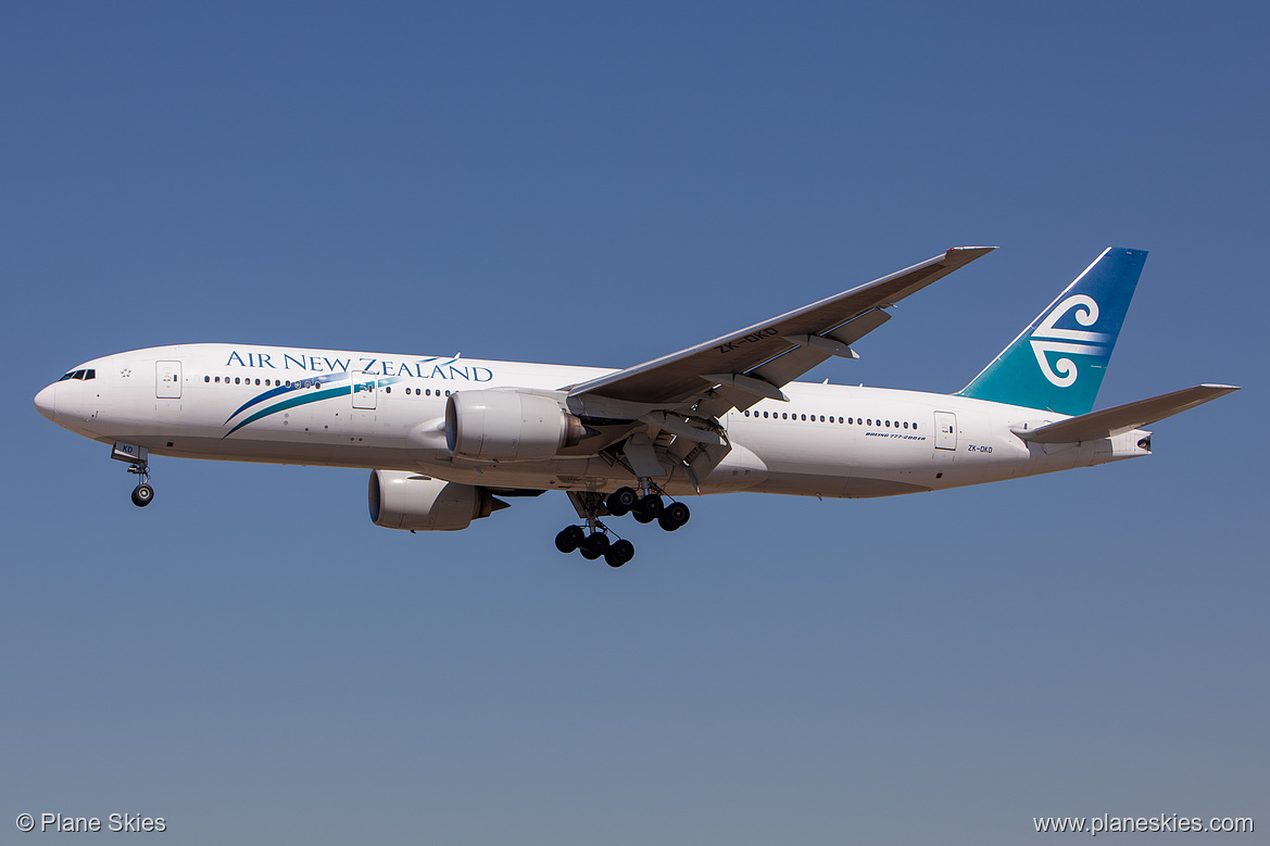 Air New Zealand Boeing 777-200ER ZK-OKD at Los Angeles International Airport (KLAX/LAX)