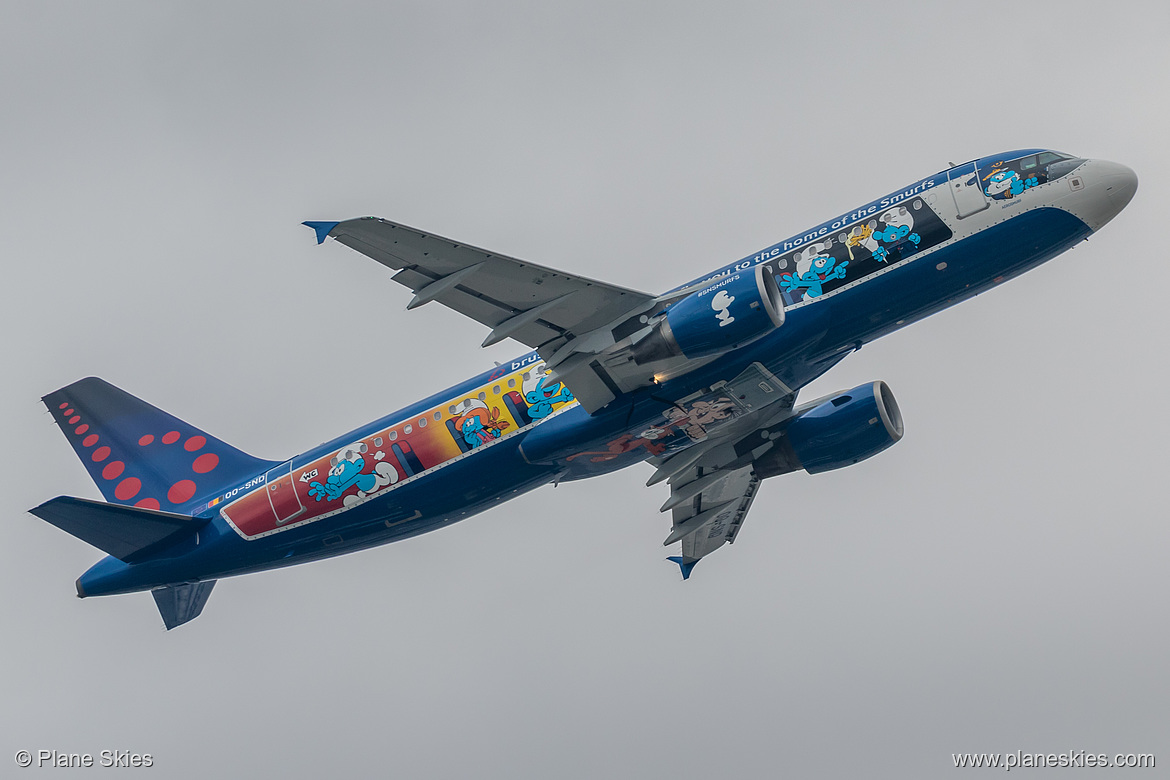 Brussels Airlines Airbus A320-200 OO-SND at London Heathrow Airport (EGLL/LHR)