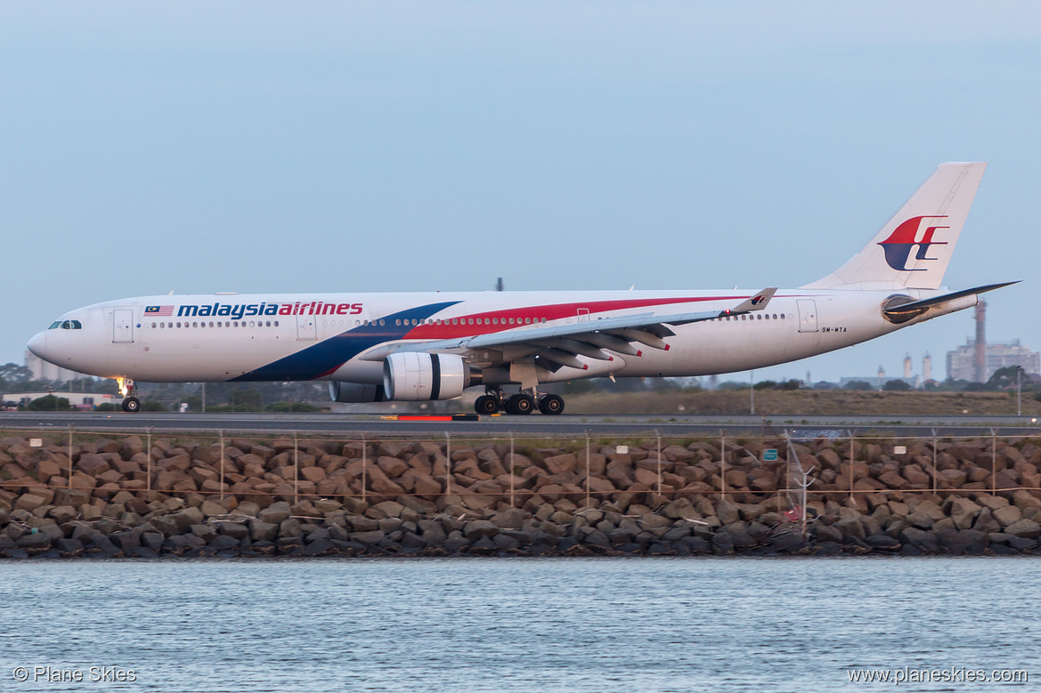 Malaysia Airlines Airbus A330-300 9M-MTA at Sydney Kingsford Smith International Airport (YSSY/SYD)