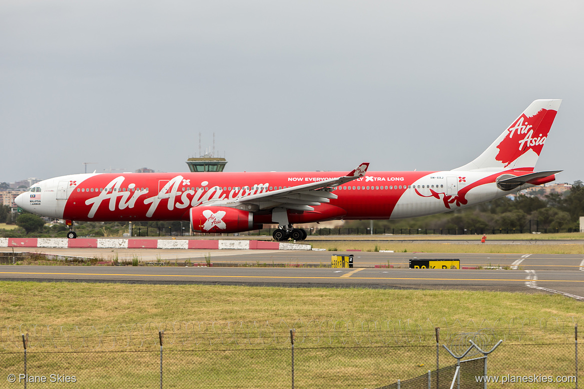 AirAsia X Airbus A330-300 9M-XXJ at Sydney Kingsford Smith International Airport (YSSY/SYD) AirAsia X Airbus A330-300 9M-XXJ at Sydney Kingsford Smith International Airport (YSSY/SYD)