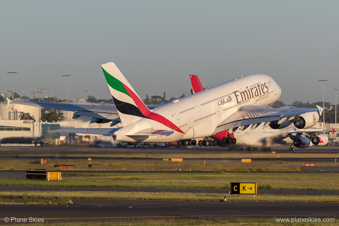 Emirates Airbus A380-800 A6-EUK at Sydney Kingsford Smith International Airport (YSSY/SYD) Emirates Airbus A380-800 A6-EUK at Sydney Kingsford Smith International Airport (YSSY/SYD)