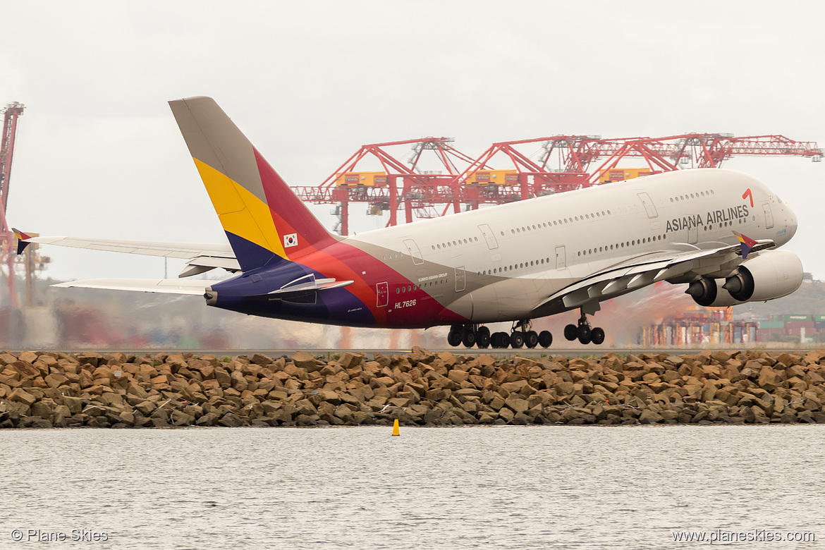 Asiana Airlines Airbus A380-800 HL7626 at Sydney Kingsford Smith International Airport (YSSY/SYD)