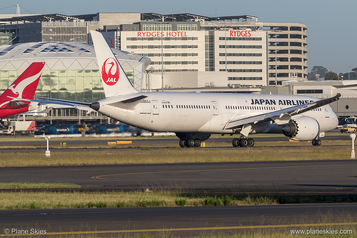Japan Airlines Boeing 787-9 JA863J at Sydney Kingsford Smith International Airport (YSSY/SYD) Japan Airlines Boeing 787-9 JA863J at Sydney Kingsford Smith International Airport (YSSY/SYD)
