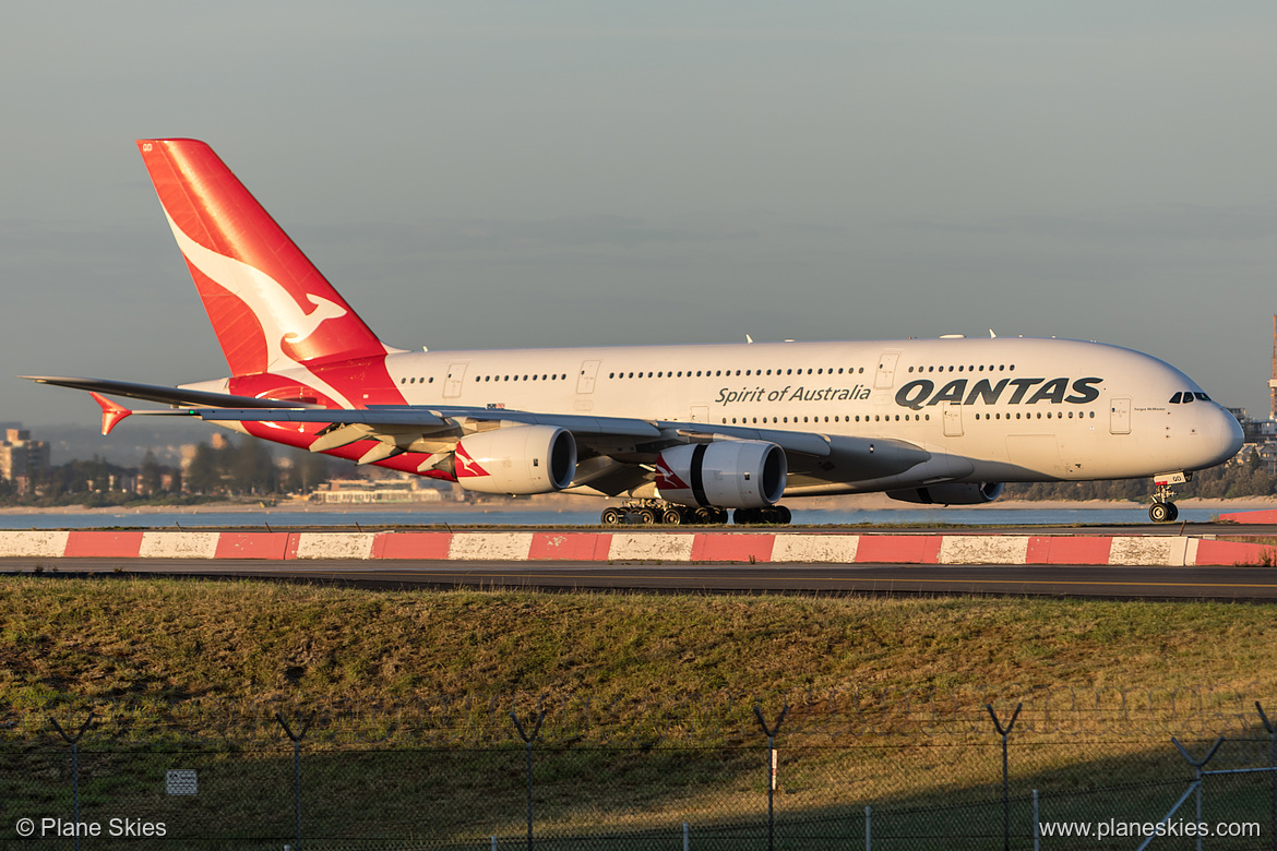 Qantas Airbus A380-800 VH-OQD at Sydney Kingsford Smith International Airport (YSSY/SYD) Qantas Airbus A380-800 VH-OQD at Sydney Kingsford Smith International Airport (YSSY/SYD)