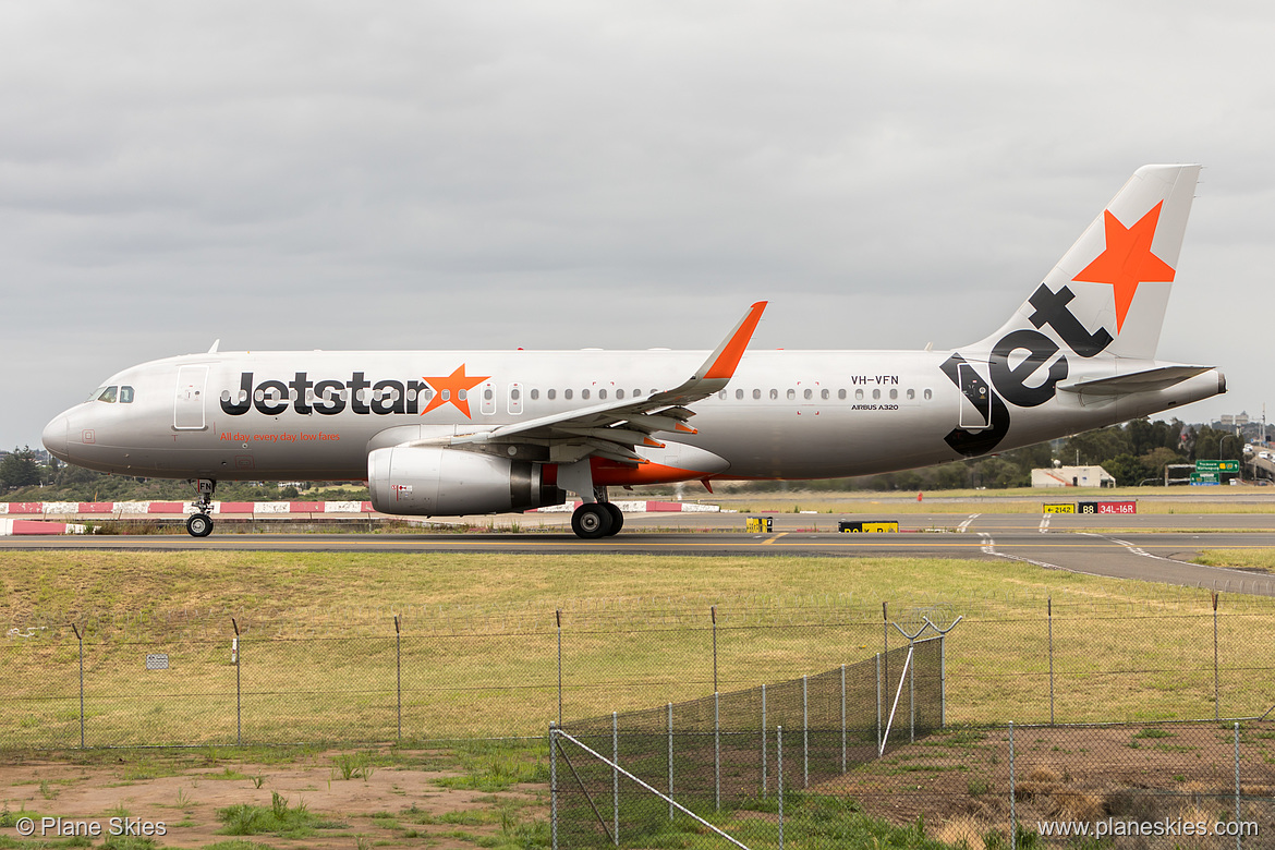 Jetstar Airways Airbus A320-200 VH-VFN at Sydney Kingsford Smith International Airport (YSSY/SYD) Jetstar Airways Airbus A320-200 VH-VFN at Sydney Kingsford Smith International Airport (YSSY/SYD)