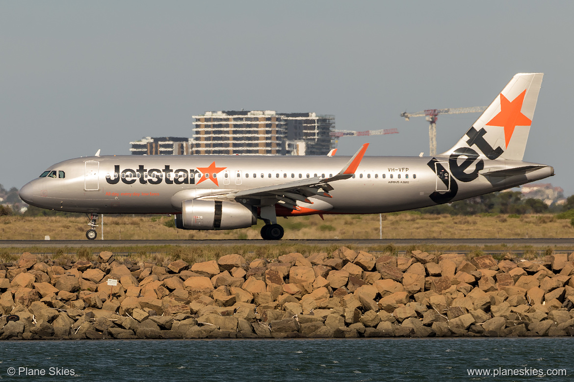 Jetstar Airways Airbus A320-200 VH-VFP at Sydney Kingsford Smith International Airport (YSSY/SYD) Jetstar Airways Airbus A320-200 VH-VFP at Sydney Kingsford Smith International Airport (YSSY/SYD)