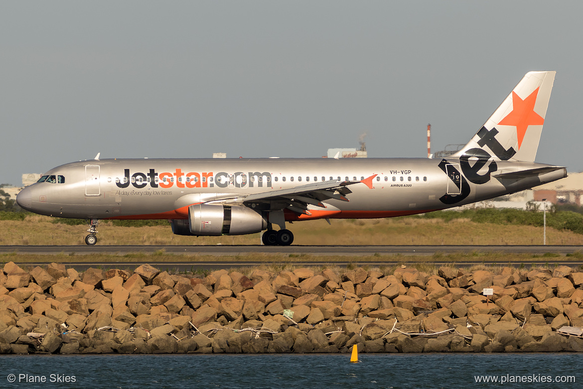 Jetstar Airways Airbus A320-200 VH-VGP at Sydney Kingsford Smith International Airport (YSSY/SYD) Jetstar Airways Airbus A320-200 VH-VGP at Sydney Kingsford Smith International Airport (YSSY/SYD)