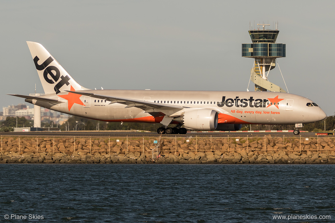Jetstar Airways Boeing 787-8 VH-VKD at Sydney Kingsford Smith International Airport (YSSY/SYD)