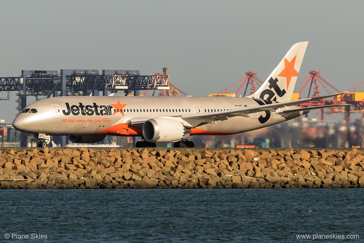Jetstar Airways Boeing 787-8 VH-VKF at Sydney Kingsford Smith International Airport (YSSY/SYD)