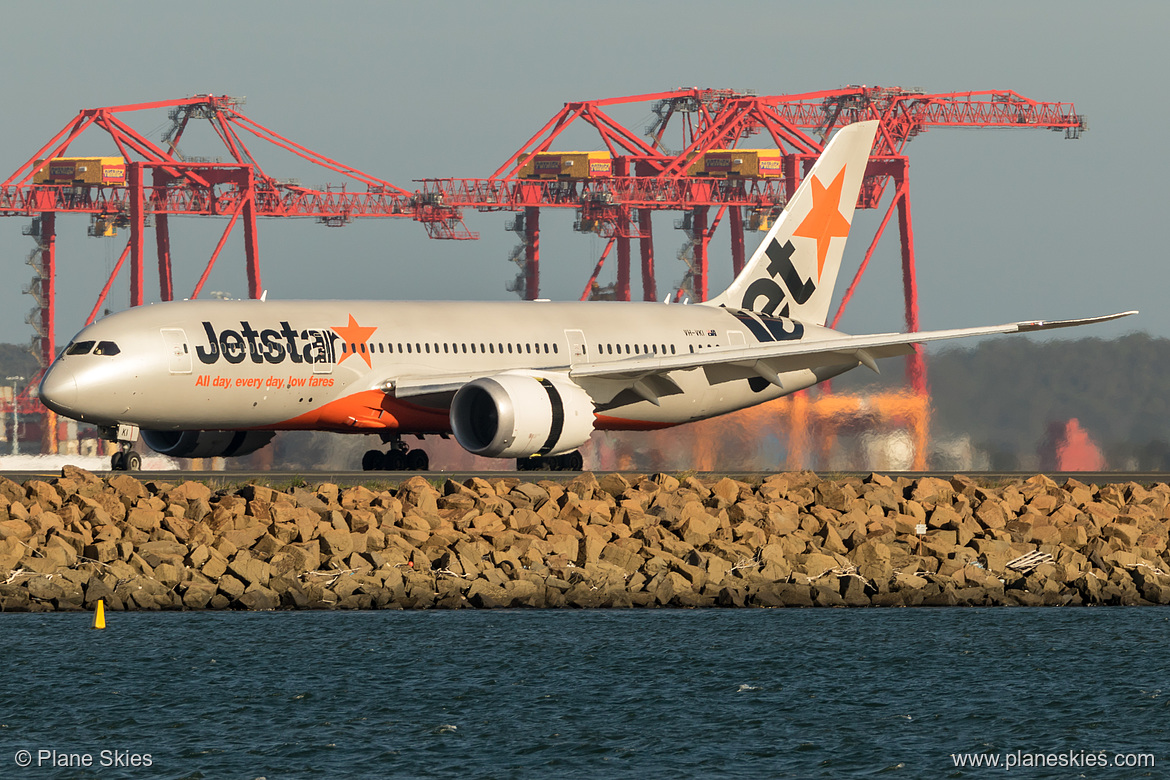 Jetstar Airways Boeing 787-8 VH-VKI at Sydney Kingsford Smith International Airport (YSSY/SYD) Jetstar Airways Boeing 787-8 VH-VKI at Sydney Kingsford Smith International Airport (YSSY/SYD)