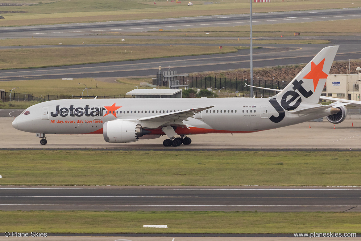 Jetstar Airways Boeing 787-8 VH-VKI at Sydney Kingsford Smith International Airport (YSSY/SYD)
