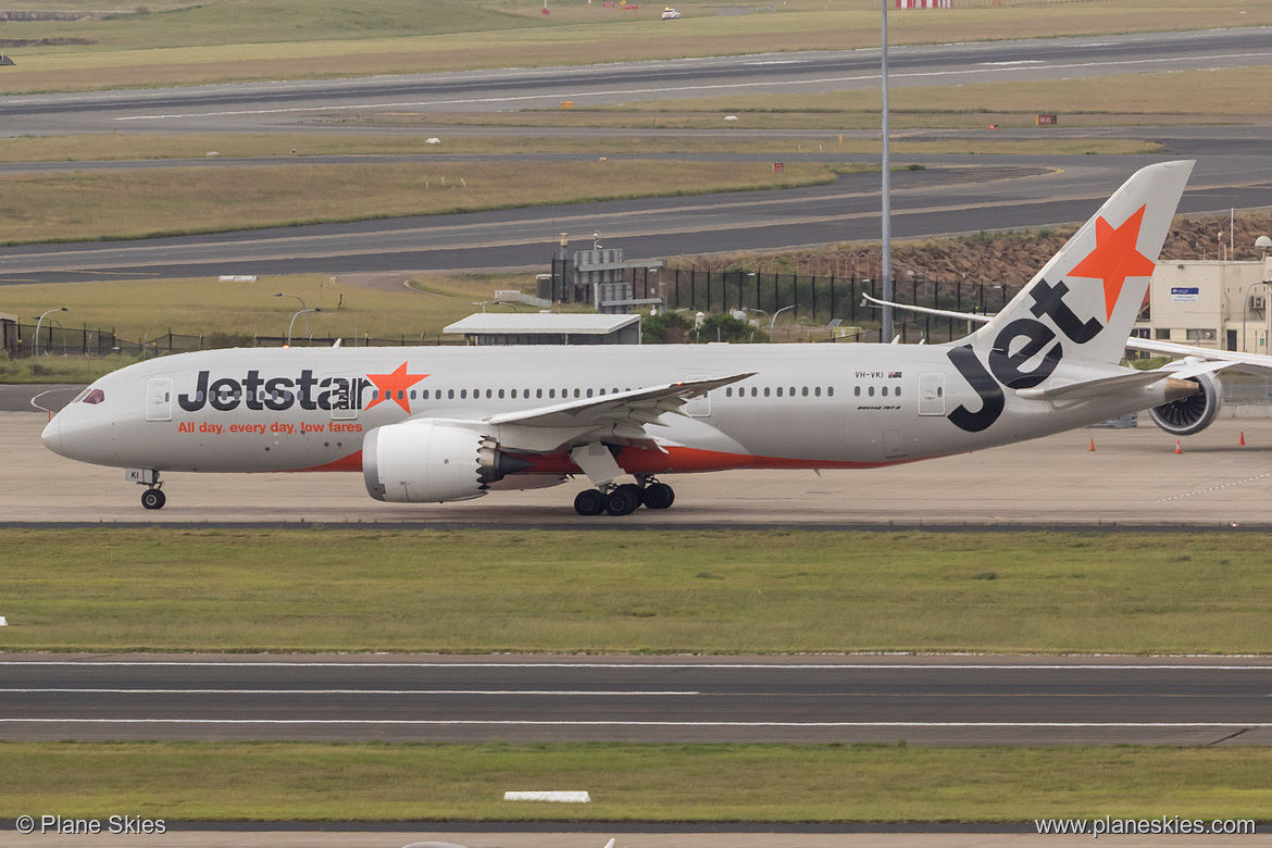 Jetstar Airways Boeing 787-8 VH-VKI at Sydney Kingsford Smith International Airport (YSSY/SYD) Jetstar Airways Boeing 787-8 VH-VKI at Sydney Kingsford Smith International Airport (YSSY/SYD)