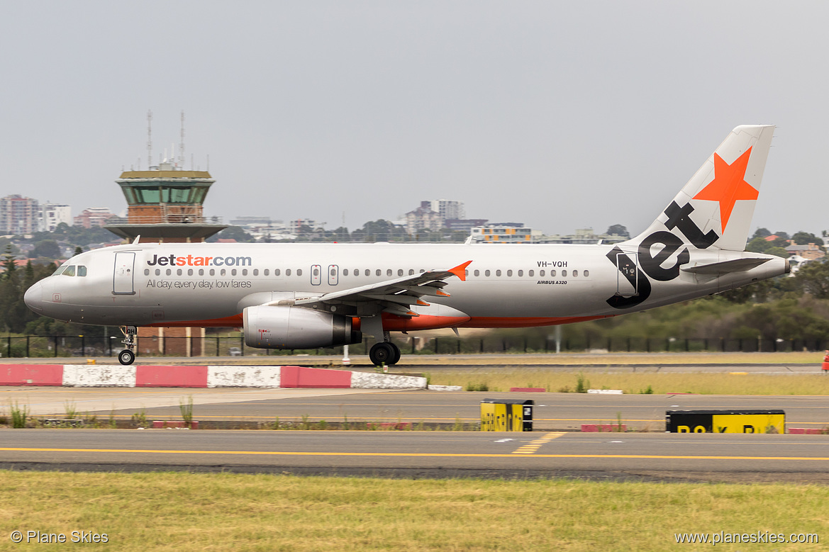 Jetstar Airways Airbus A320-200 VH-VQH at Sydney Kingsford Smith International Airport (YSSY/SYD) Jetstar Airways Airbus A320-200 VH-VQH at Sydney Kingsford Smith International Airport (YSSY/SYD)