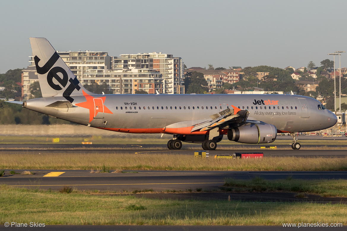 Jetstar Airways Airbus A320-200 VH-VQH at Sydney Kingsford Smith International Airport (YSSY/SYD)