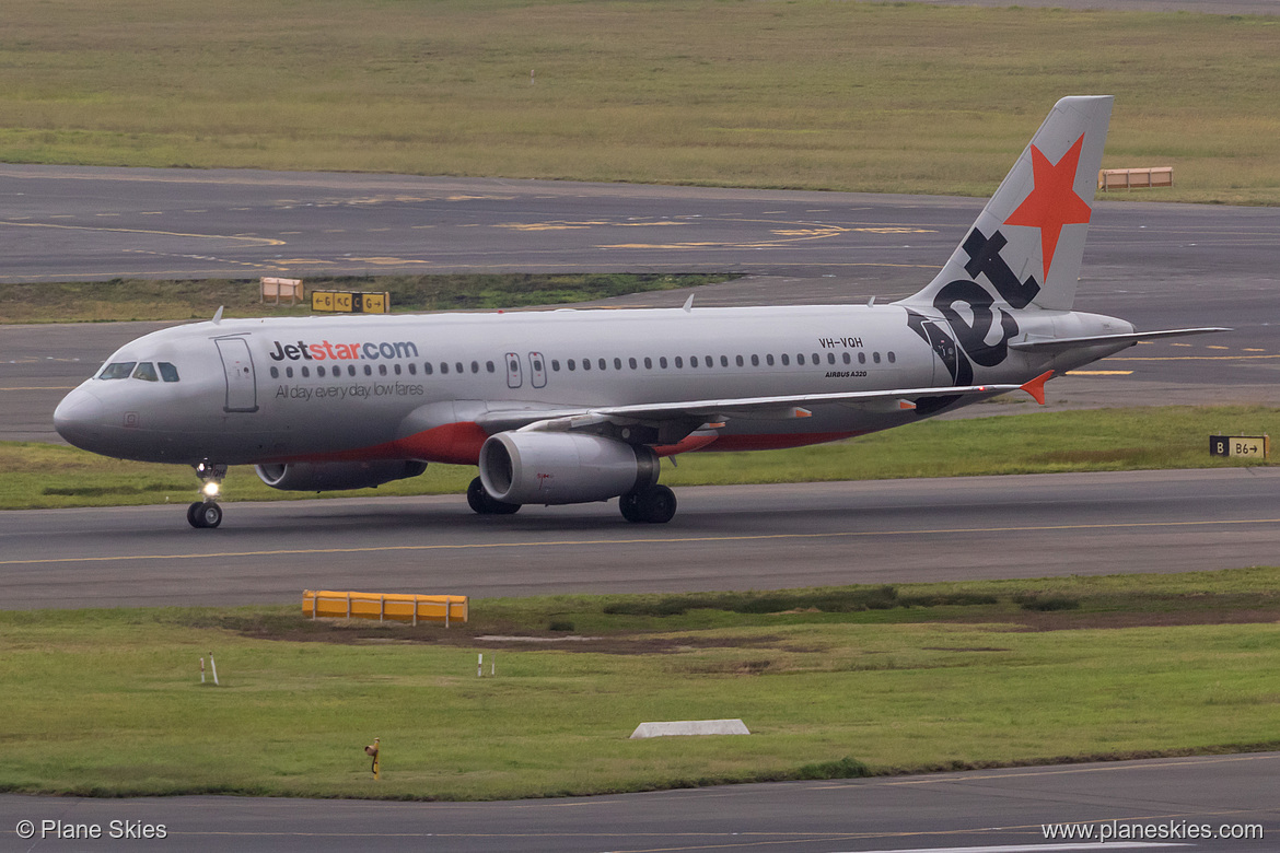 Jetstar Airways Airbus A320-200 VH-VQH at Sydney Kingsford Smith International Airport (YSSY/SYD)