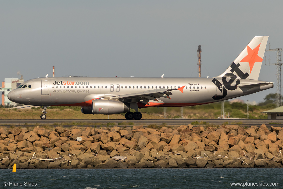 Jetstar Airways Airbus A320-200 VH-VQJ at Sydney Kingsford Smith International Airport (YSSY/SYD)