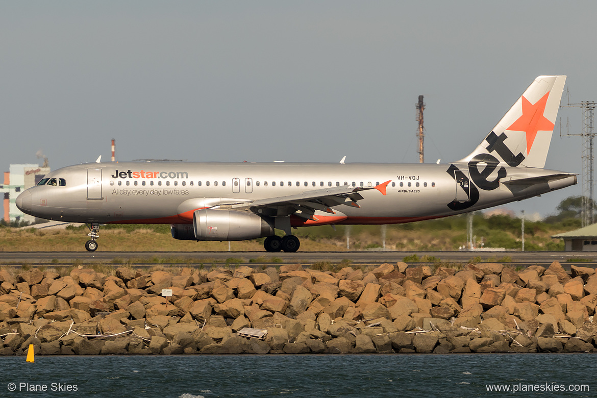 Jetstar Airways Airbus A320-200 VH-VQJ at Sydney Kingsford Smith International Airport (YSSY/SYD) Jetstar Airways Airbus A320-200 VH-VQJ at Sydney Kingsford Smith International Airport (YSSY/SYD)