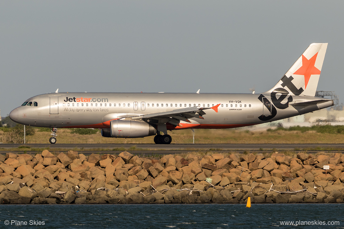 Jetstar Airways Airbus A320-200 VH-VQK at Sydney Kingsford Smith International Airport (YSSY/SYD) Jetstar Airways Airbus A320-200 VH-VQK at Sydney Kingsford Smith International Airport (YSSY/SYD)