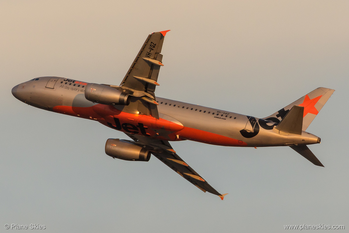 Jetstar Airways Airbus A320-200 VH-VQZ at Sydney Kingsford Smith International Airport (YSSY/SYD)