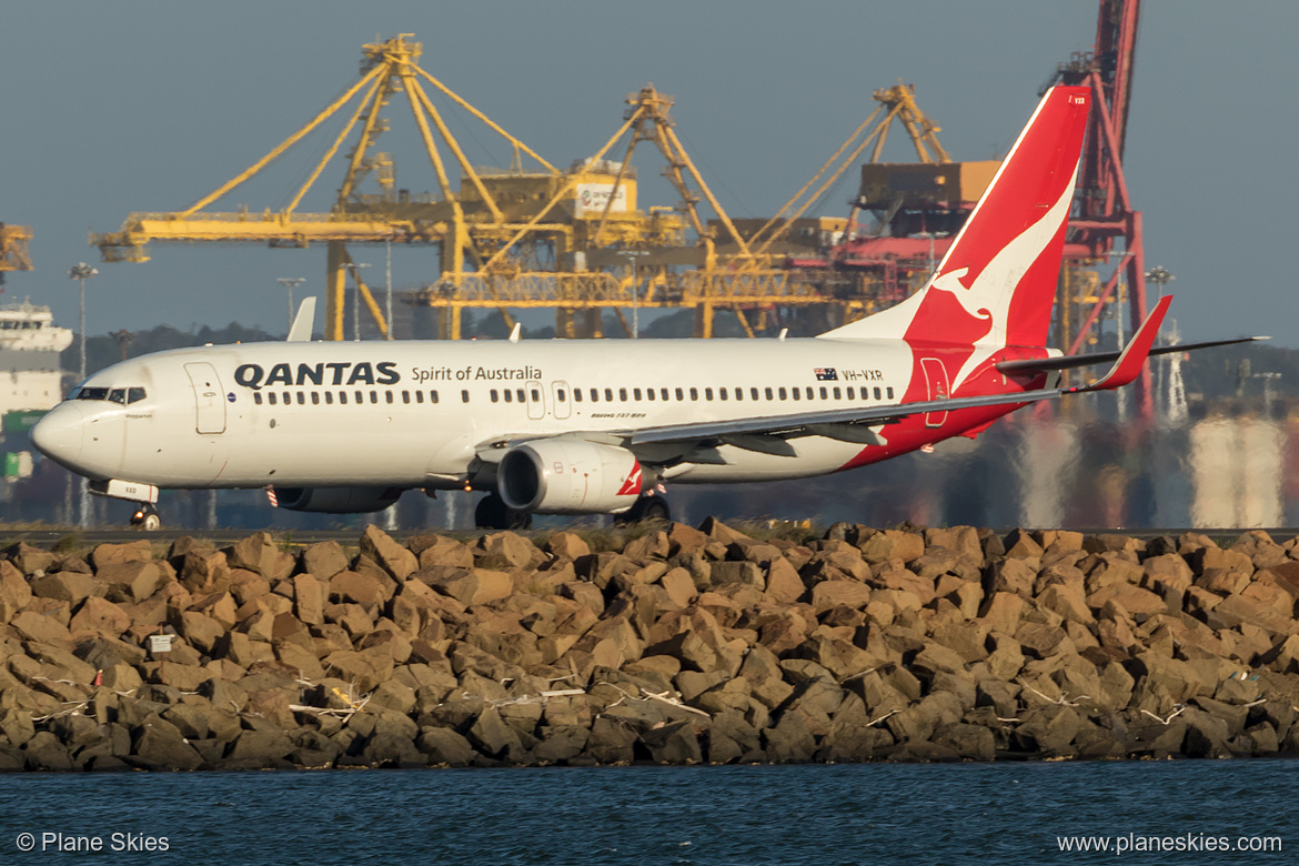 Qantas Boeing 737-800 VH-VXR at Sydney Kingsford Smith International Airport (YSSY/SYD)