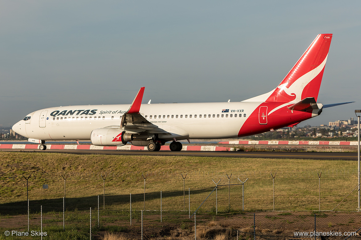 Qantas Boeing 737-800 VH-VXR at Sydney Kingsford Smith International Airport (YSSY/SYD) Qantas Boeing 737-800 VH-VXR at Sydney Kingsford Smith International Airport (YSSY/SYD)