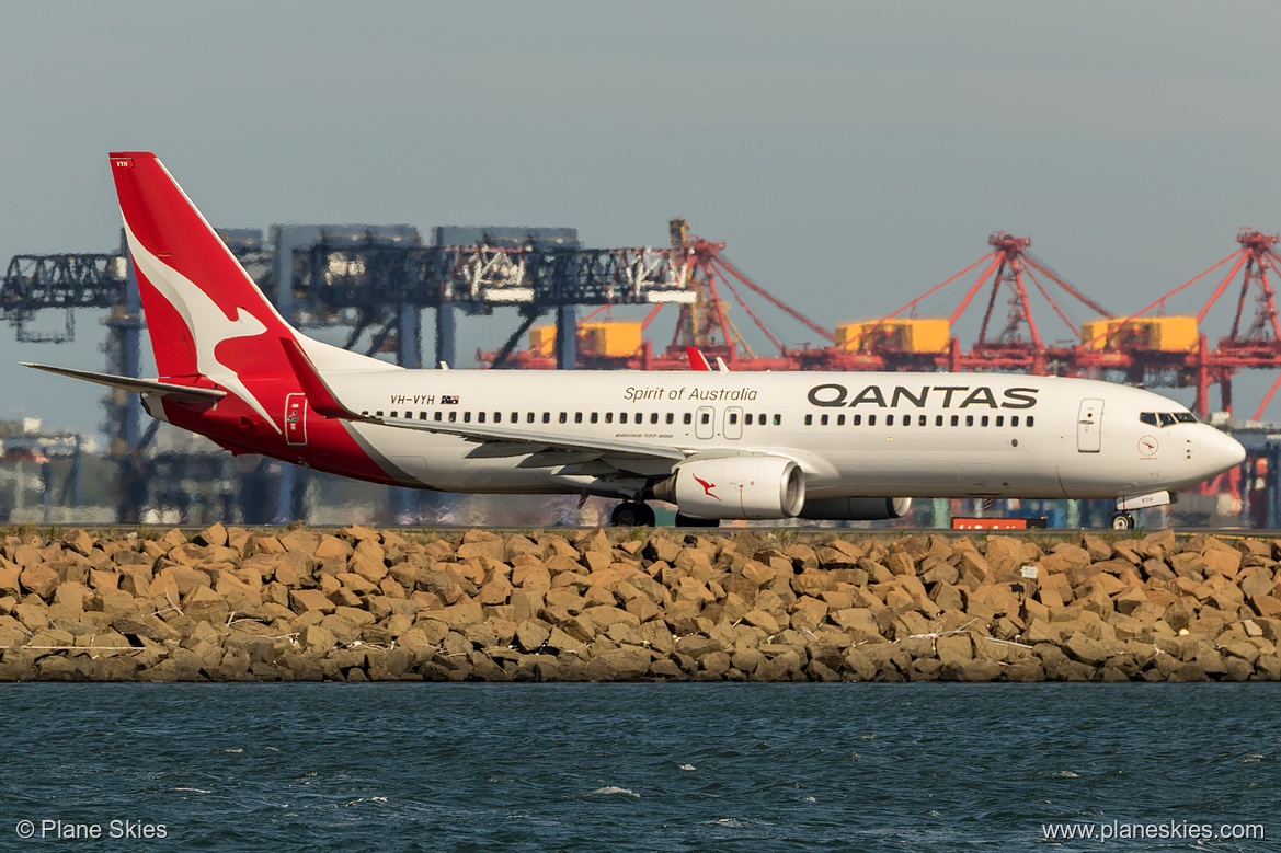Qantas Boeing 737-800 VH-VYH at Sydney Kingsford Smith International Airport (YSSY/SYD)