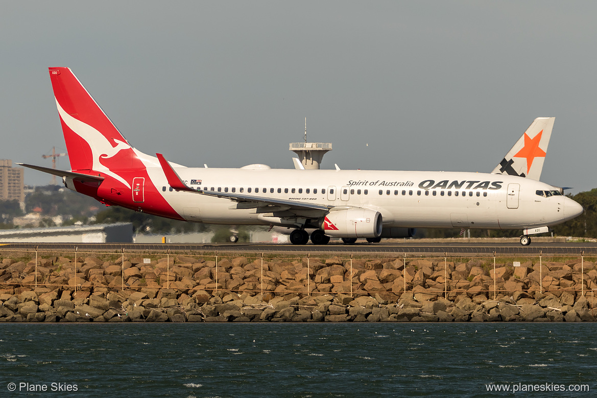 Qantas Boeing 737-800 VH-XZC at Sydney Kingsford Smith International Airport (YSSY/SYD)