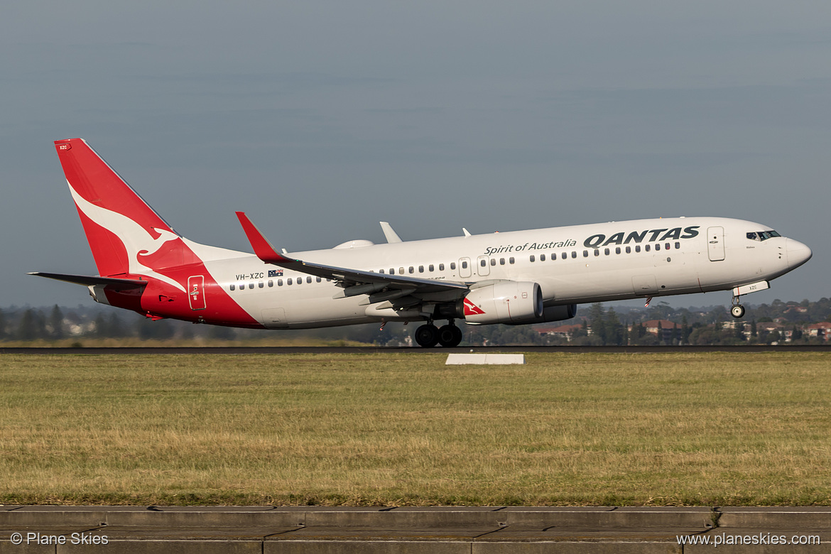 Qantas Boeing 737-800 VH-XZC at Sydney Kingsford Smith International Airport (YSSY/SYD)