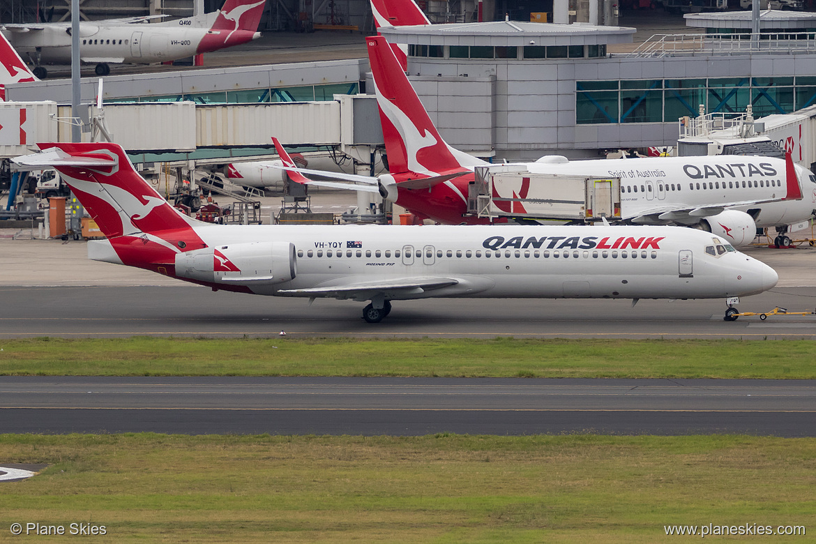 QantasLink Boeing 717-200 VH-YQY at Sydney Kingsford Smith International Airport (YSSY/SYD)