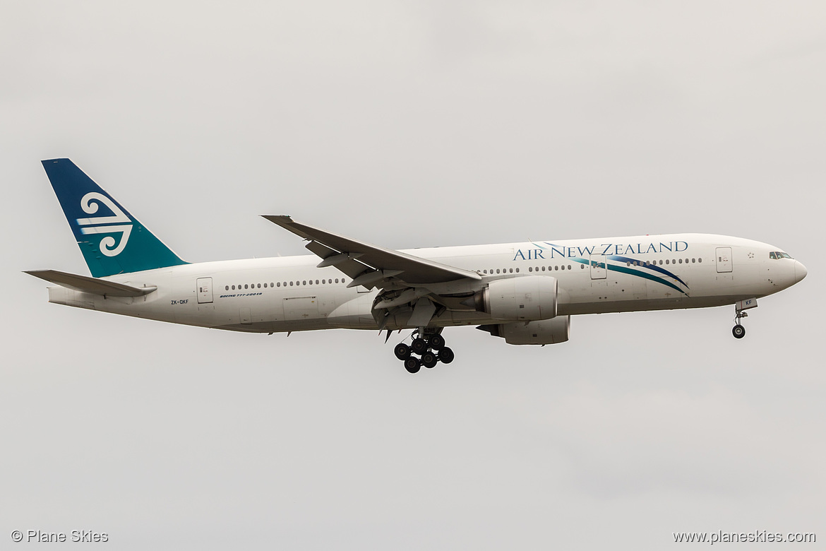 Air New Zealand Boeing 777-200ER ZK-OKF at Sydney Kingsford Smith International Airport (YSSY/SYD)