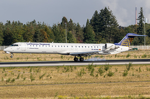 Lufthansa CityLine Canadair CRJ-900 D-ACNN at Frankfurt am Main International Airport (EDDF/FRA) Lufthansa CityLine Canadair CRJ-900 D-ACNN at Frankfurt am Main International Airport (EDDF/FRA)