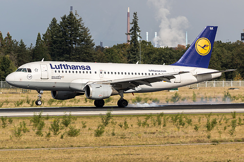 Lufthansa Airbus A319-100 D-AILK at Frankfurt am Main International Airport (EDDF/FRA)