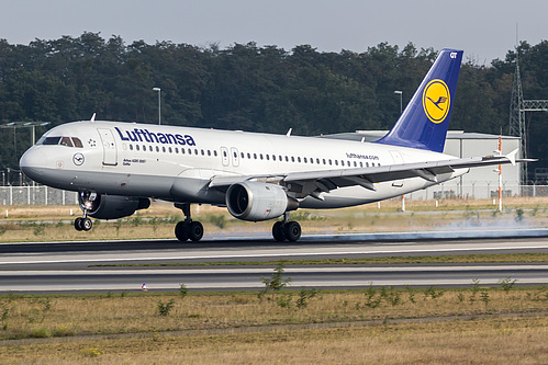 Lufthansa Airbus A320-200 D-AIQT at Frankfurt am Main International Airport (EDDF/FRA)